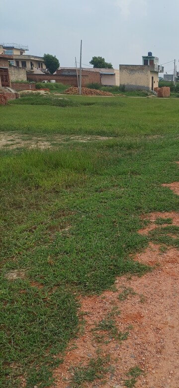  Plot For Sale in Bhopani Village