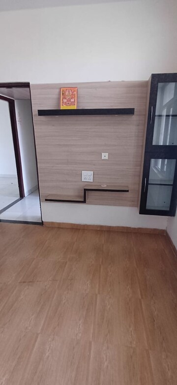 Room in 3 BHK Apartment at Amolik Heights, Sector 88 – for Sale