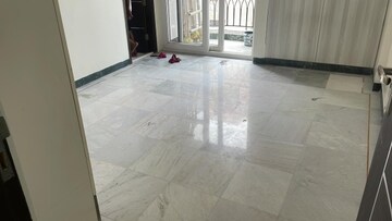 Room in 4 BHK Apartment at Sector 19, Dwarka – for Sale
