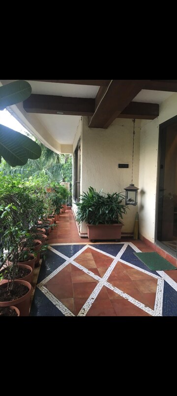 Balcony in 3.5 BHK Apartment at Ekta Heights Khar West, Khar West – for Sale