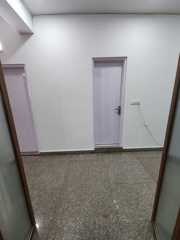 Room in 2 BHK Apartment at Vasant Kunj – for Sale