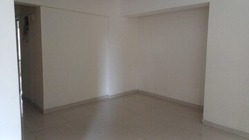 Room in 2 BHK Apartment at Panch Pakhadi – for Sale