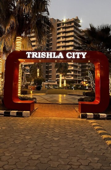 4 BHK Apartment For Sale in Trishla City, Patiala Road