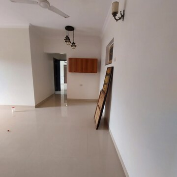 Room in 4 BHK Apartment at Omkar Alta Monte, Malad East – for Sale