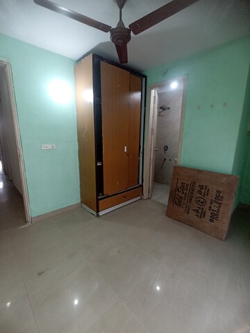 रेसिडेंशियल बिल्डर फ्लोर वर्ग फुट फॉर रेंट इन पश्चिम विहार दिल्ली  7516611