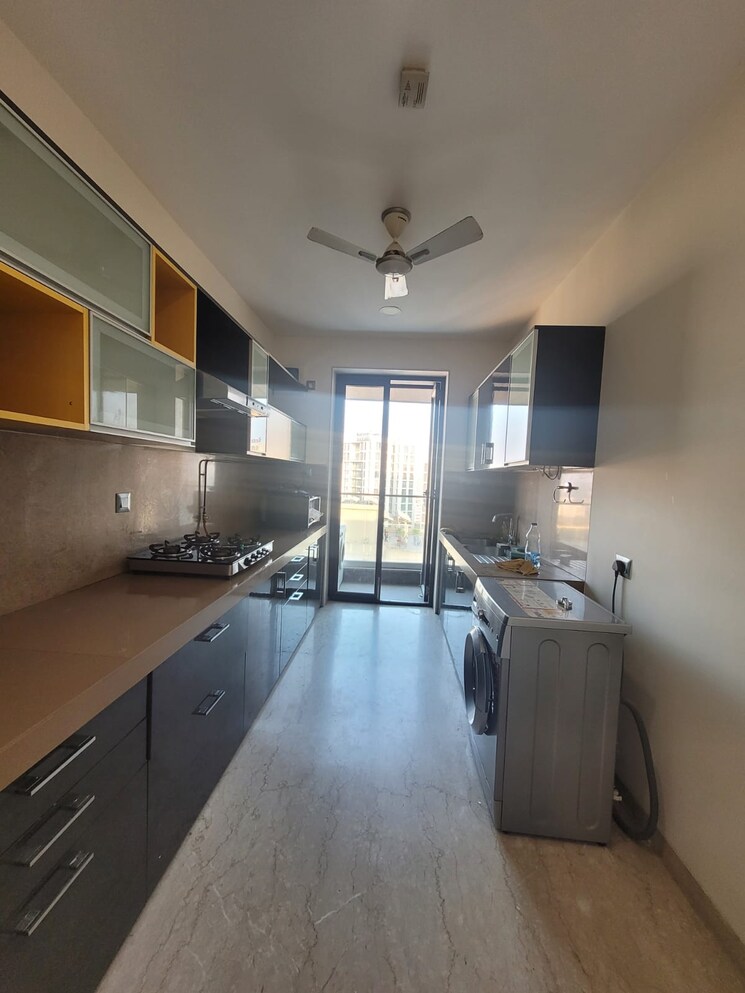 Kitchen, rustomjee-oriana 3 Bedroom 2538 Sq.Ft. Apartment In Bandra East Mumbai 7516847