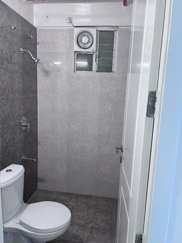 Bathroom, mittal-high-mont 3 Bedroom 1170 Sq.Ft. Apartment In Hinjewadi Pune 7516943