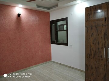 Room in 3 BHK Builder Floor at Vasundhara Sector 5 – for Sale