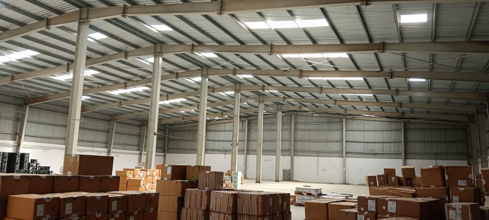 Commercial Warehouse 20000 Sq.Ft. For Rent in Huskur Bangalore  7517180