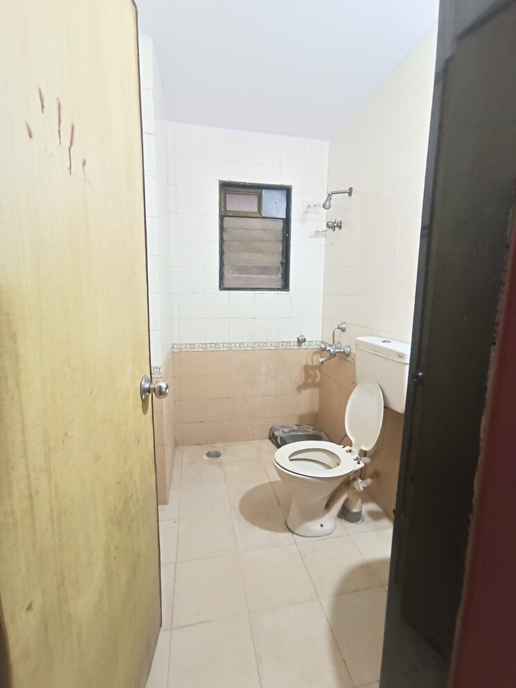 Bathroom, ssb-ashok-nagar 2 Bedroom 1100 Sq.Ft. Apartment In Balkum Pada Thane 7517181