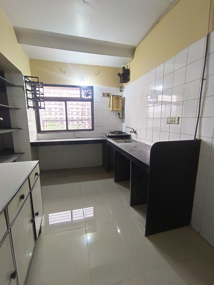 Kitchen, ssb-ashok-nagar 2 Bedroom 1100 Sq.Ft. Apartment In Balkum Pada Thane 7517181
