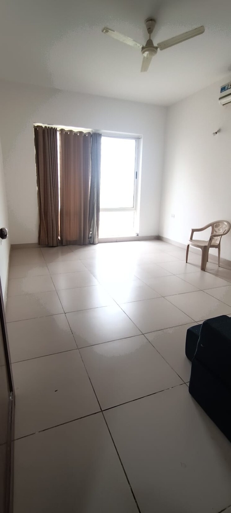 Room, kharadi 4 Bedroom 4355 Sq.Ft. Apartment In Kharadi Pune 7517186