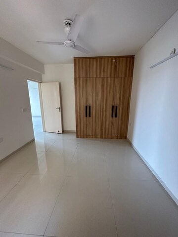 3 BHK Apartment For Sale in Tulip Violet, Sector 69