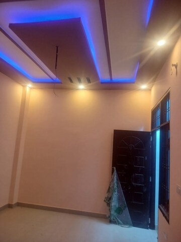 Room in 2 BHK Independent House at Jankipuram – for Sale