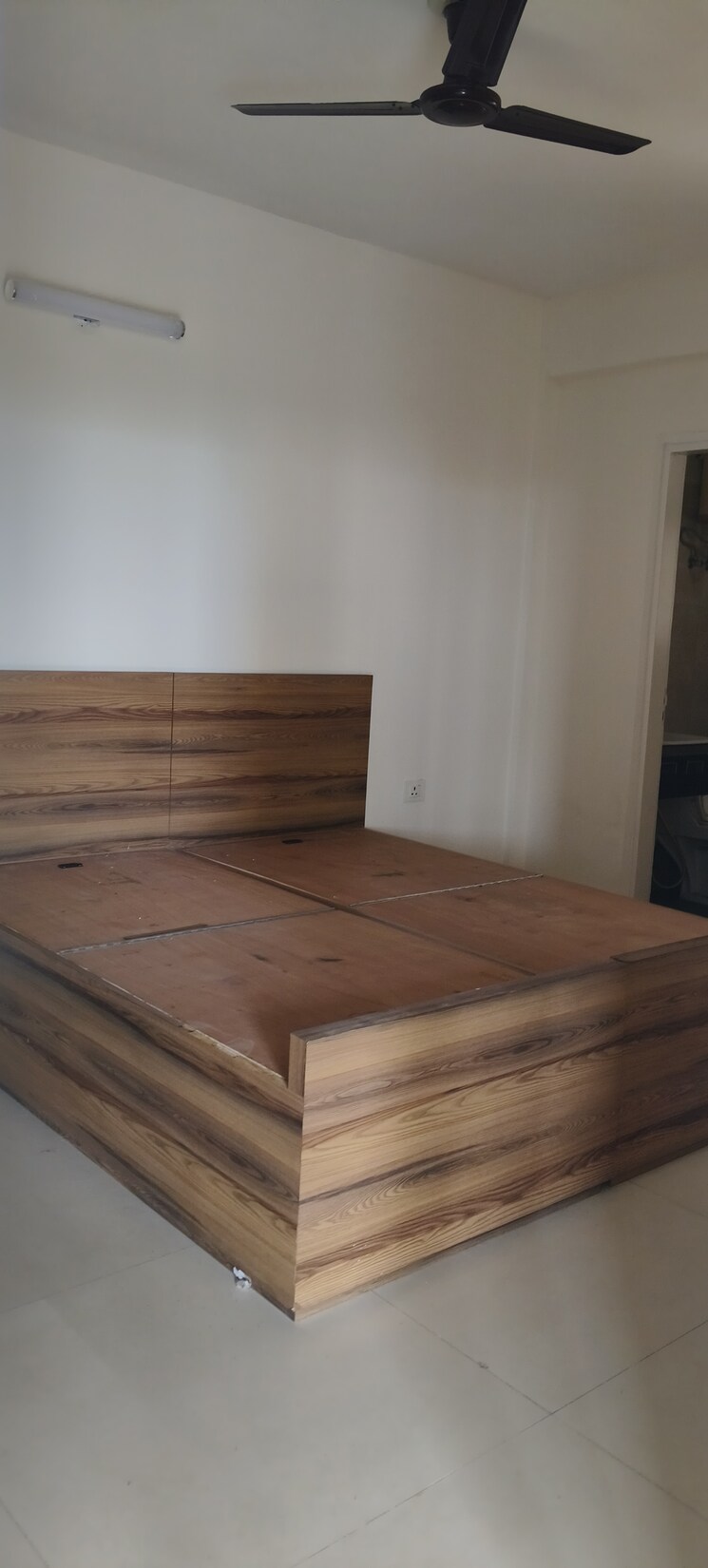 Room, tulip-violet 3 Bedroom 1578 Sq.Ft. Apartment In Sector 69 Gurgaon 7517441