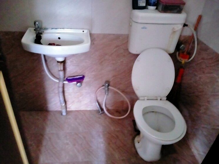 Bathroom, solitaire-paradise 1 Bedroom 561 Sq.Ft. Apartment In Wakad Pune 7517475