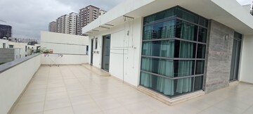Room in 4 BHK Villa at Kokapet – for Sale