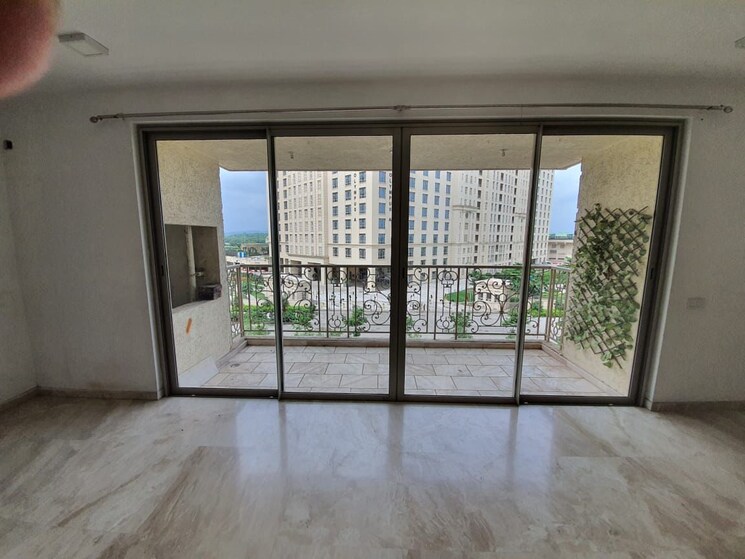 Room, hiranandani-rodas-enclave-rosemount 3 Bedroom 1500 Sq.Ft. Apartment In Ghodbunder Road Thane 7517688