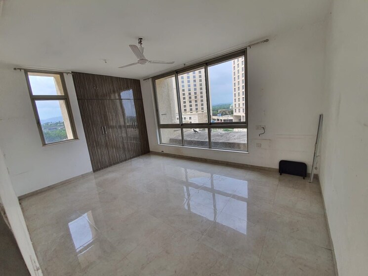 Room, hiranandani-rodas-enclave-rosemount 3 Bedroom 1500 Sq.Ft. Apartment In Ghodbunder Road Thane 7517688