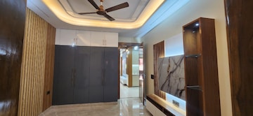 Room in 4 BHK Penthouse at Emaar The Palm Springs, Sector 54 – for Sale