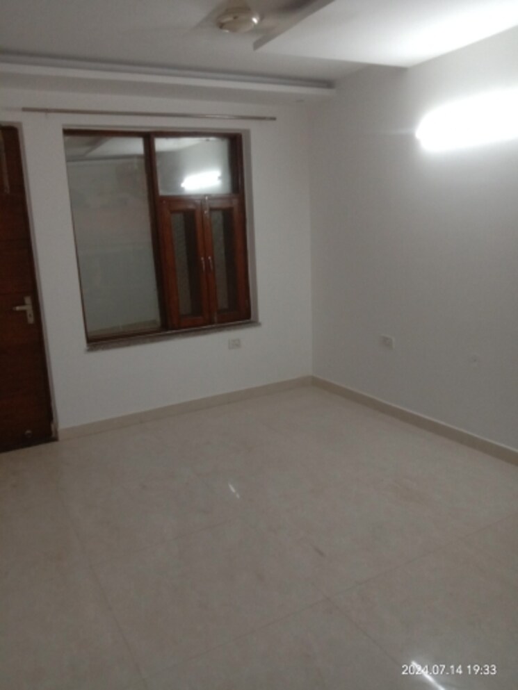 Room, green fields colony 4 Bedroom 2200 Sq.Ft. Builder Floor In Green Fields Colony Faridabad 7518101