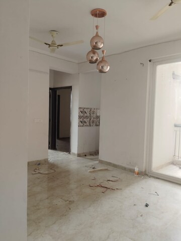 Room in 3 BHK Apartment at Sector 16 – for Sale