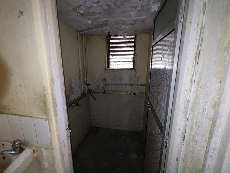 Bathroom, mandakini-chs 1 RK 300 Sq.Ft. Apartment In Dahisar East Mumbai 7518267