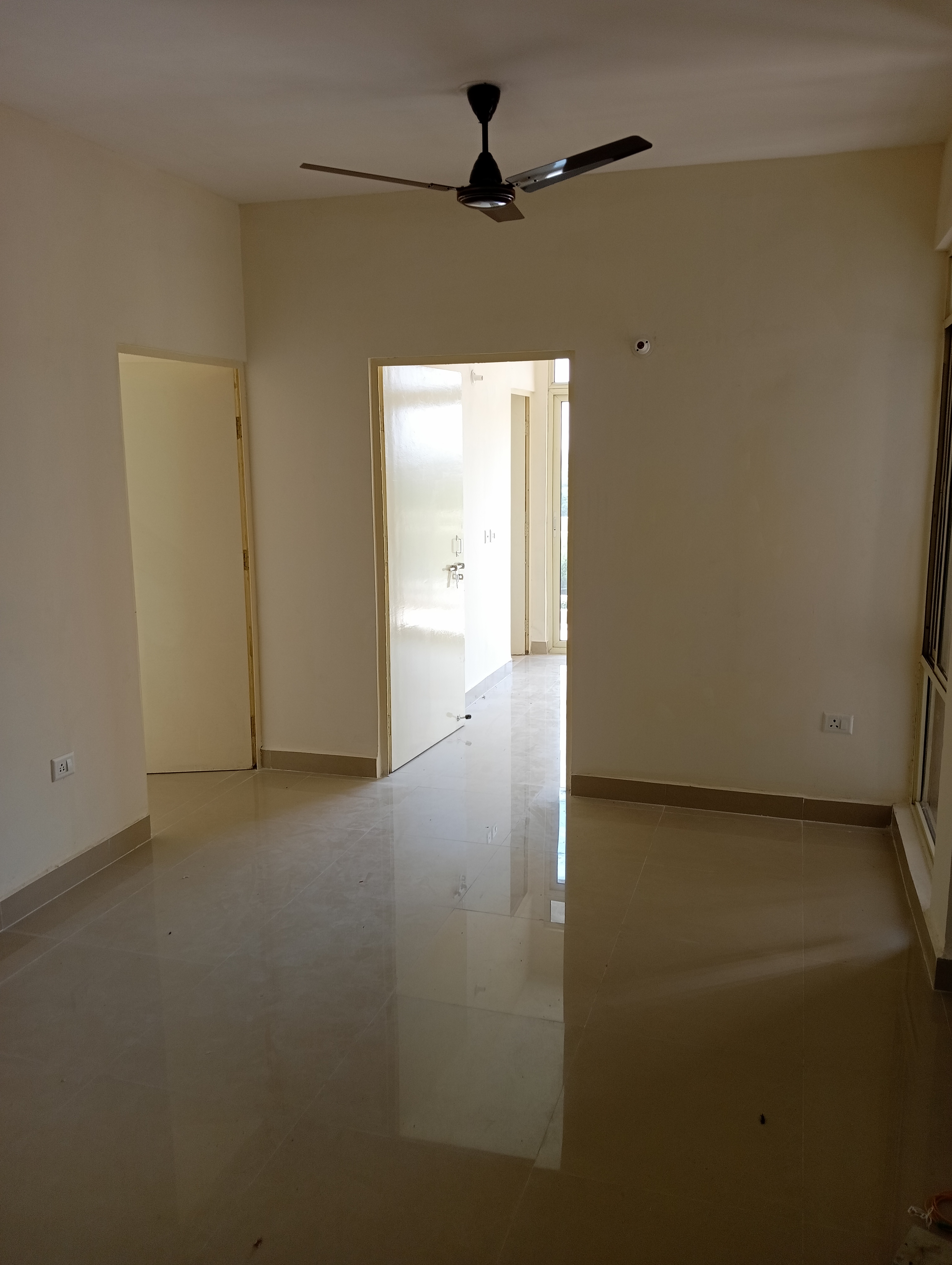 2 BHK Apartment For Rent in Conscient Habitat 78 Sector 78 Faridabad  7518334