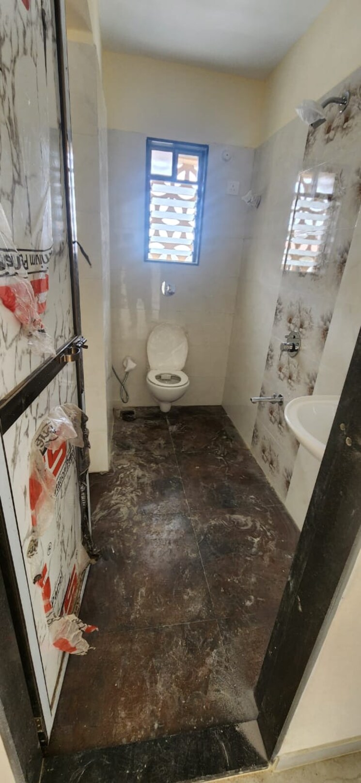 Bathroom, d-almeida-avana 1 Bedroom 484 Sq.Ft. Apartment In Santacruz East Mumbai 7518350