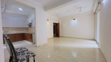Room in 3 BHK Apartment at Wall Rock Aishwaryam, Sector 16c Greater Noida – for Sale