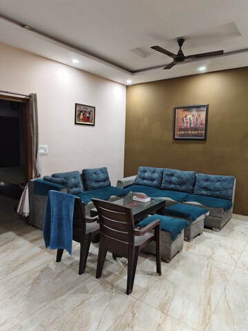 Bedroom in 2 BHK Builder Floor at Spring Field, Sector 31 – for Sale