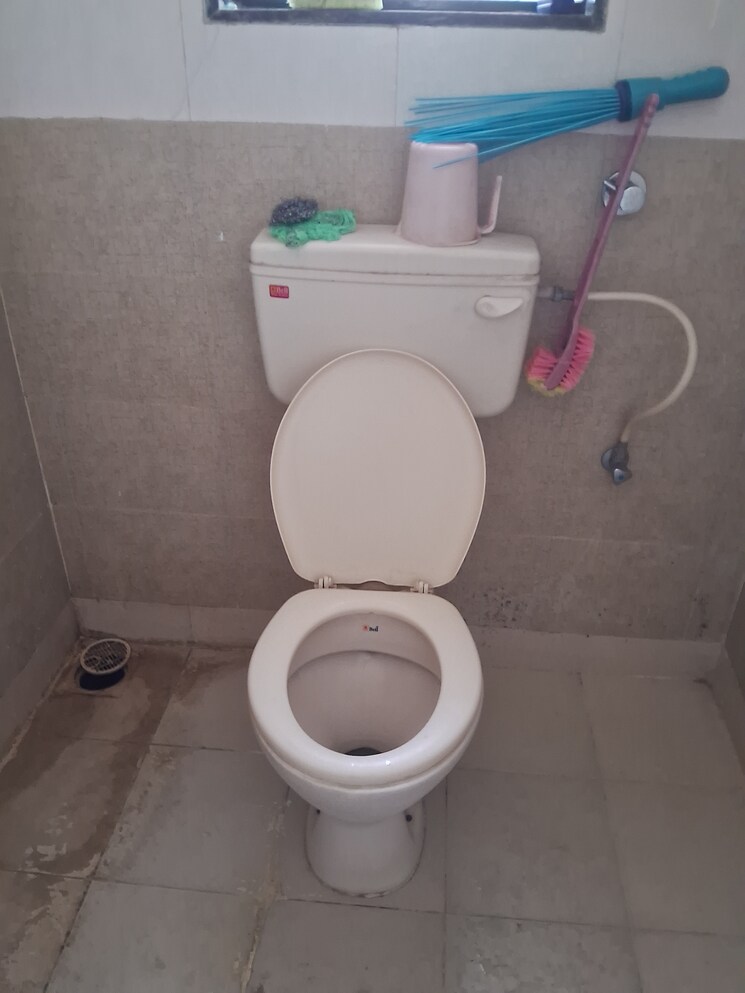 Bathroom, devi-orchid 2 Bedroom 1000 Sq.Ft. Apartment In Bopodi Pune 7518707