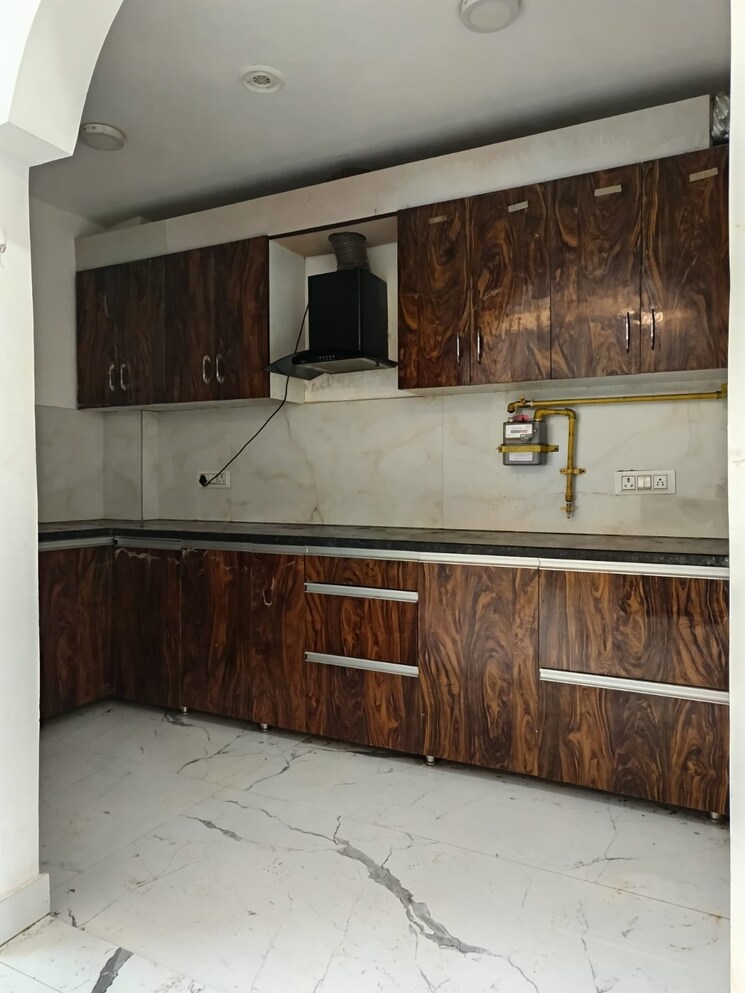 Kitchen, chattarpur 3 Bedroom 1200 Sq.Ft. Builder Floor In Chattarpur Delhi 7518848