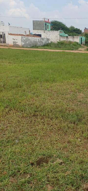  Plot For Sale in Bhopani Village
