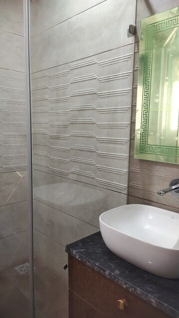 Balcony in 4 BHK Builder Floor at Unitech South City II, Sector 50 – for Sale