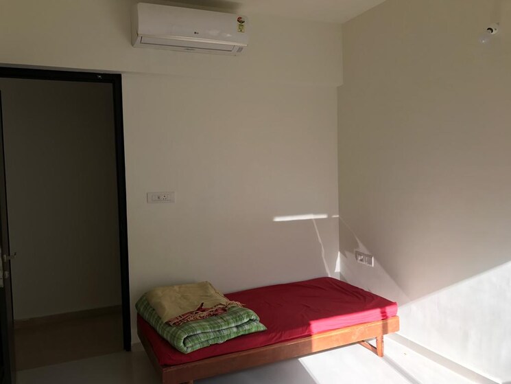 Bedroom, lodha-vivant 2 Bedroom 650 Sq.Ft. Apartment In Ghodbunder Road Thane 7519236