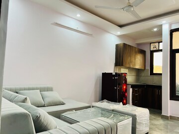 रेसिडेन्शियल फ्लॅट वर्ग फुट फॉर रीसेल इन सेक्टर 70 गुरगांव  7519602