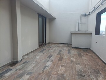 Room in 3 BHK Apartment at Skav Ohana, Kr Puram – for Sale