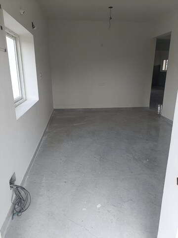 Room in 3 BHK Apartment at Shaikpet – for Sale
