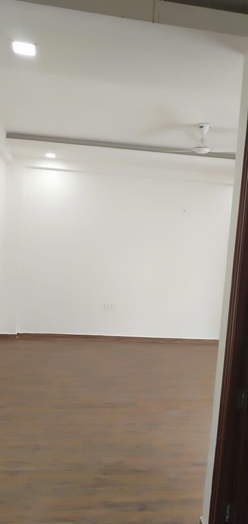 Room in Studio Apartment at Chhatikara – for Sale
