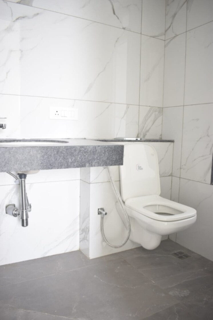 Bathroom, baner 3 Bedroom 1941 Sq.Ft. Apartment In Baner Pune 7520017