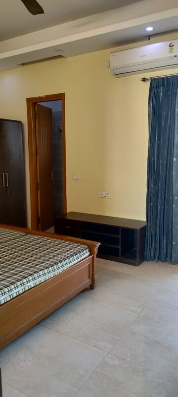 Bedroom in 6 BHK Independent House at Gms Road – for Sale