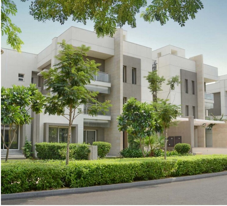 Garden, sobha-international-city-phase-1 5 Bedroom 5816 Sq.Ft. Villa In Sector 109 Gurgaon 7520045