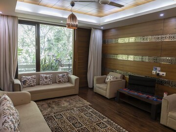 Living Room in 4 BHK Builder Floor at Palam Vihar Residents Association, Palam Vihar – for Sale