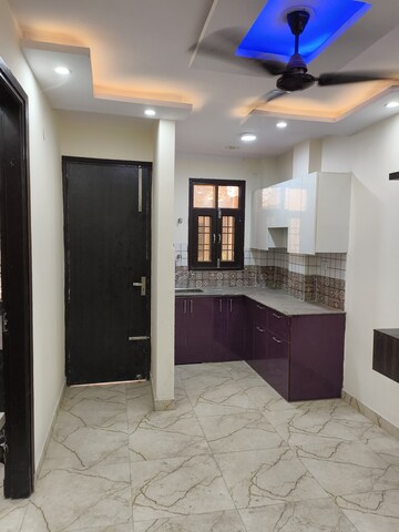 Bedroom in 2 BHK Builder Floor at Mahavir Enclave – for Sale
