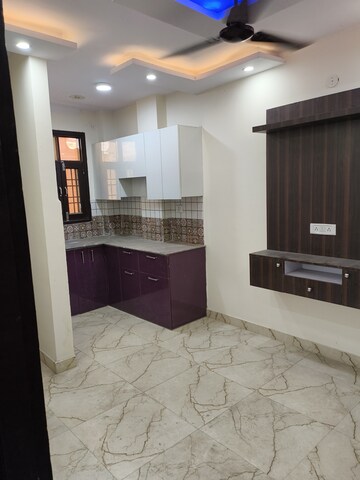 Kitchen in 2 BHK Builder Floor at Mahavir Enclave – for Sale