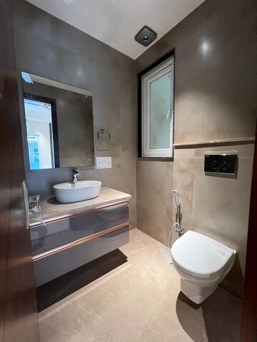 रेसिडेंशियल बिल्डर फ्लोर वर्ग यार्ड फॉर रेंट इन सोमी नगर दिल्ली  7520732