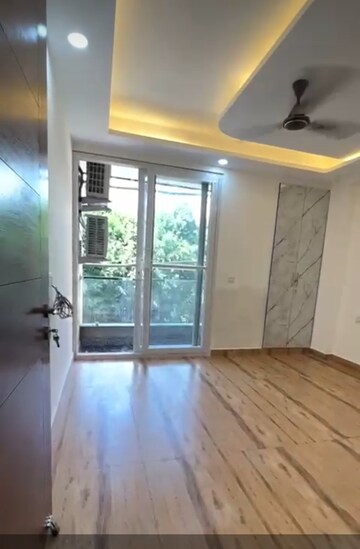 Bedroom in 2 BHK Builder Floor at Chattarpur – for Sale