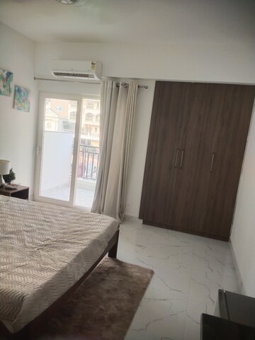 Furnished Amenities in 3.5 BHK Apartment at Supertech Czar Suites, Omicron I Greater Noida – for Sale