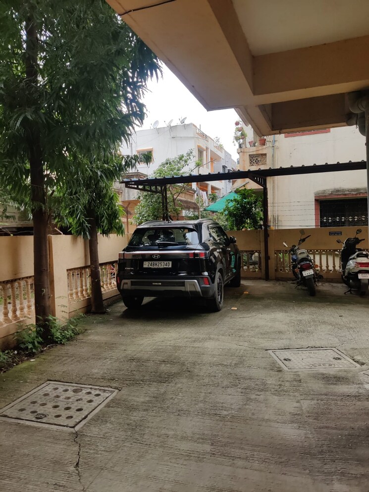  Parking, gurusai-sai-sundaram 2 Bedroom 1000 Sq.Ft. Apartment In Kharadi Pune 7521573